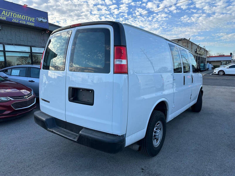 2019 Chevrolet Express 2500