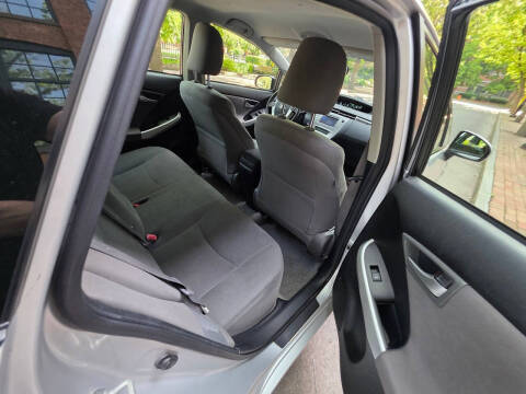 2012 Toyota Prius Plug-in Hybrid Advanced