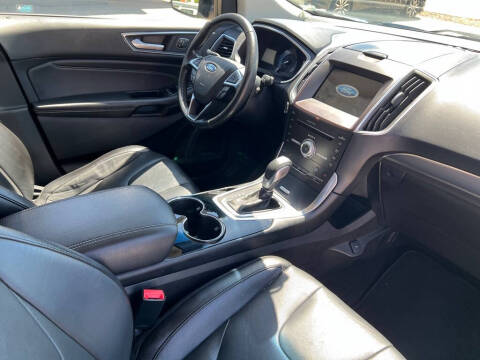 2017 Ford Edge Titanium