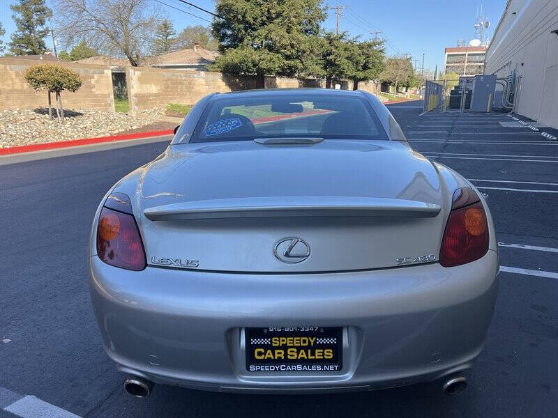 2004 Lexus SC 430