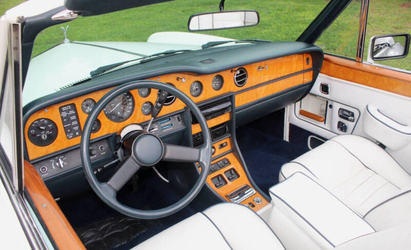 1989 Rolls-Royce Corniche