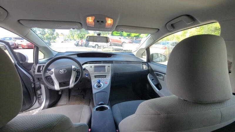 2012 Toyota Prius Three