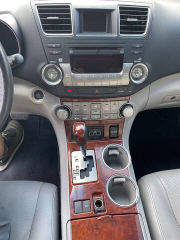 2012 Toyota Highlander Limited