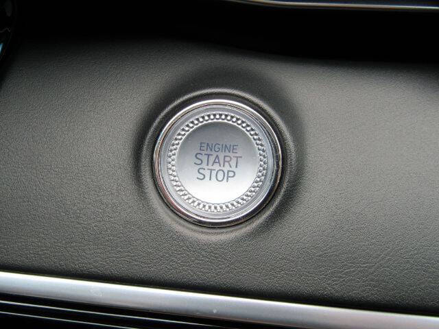 2022 Genesis GV70 2.5T Standard