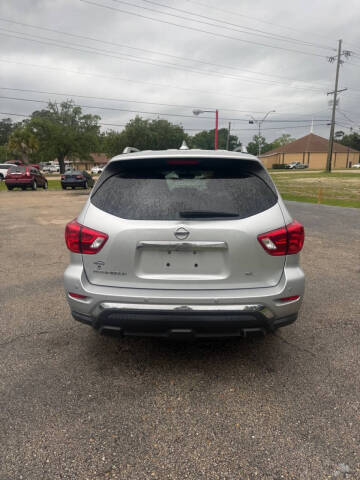 2019 Nissan Pathfinder S