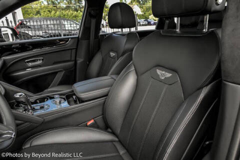 2024 Bentley Bentayga Hybrid