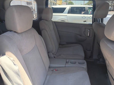 2016 Nissan Quest 3.5 S