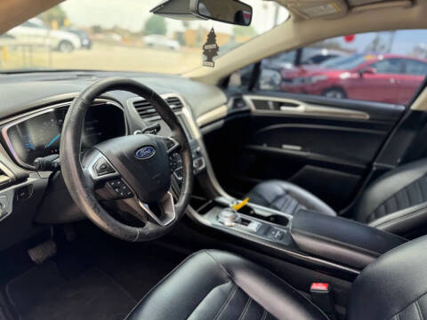 2020 Ford Fusion SEL