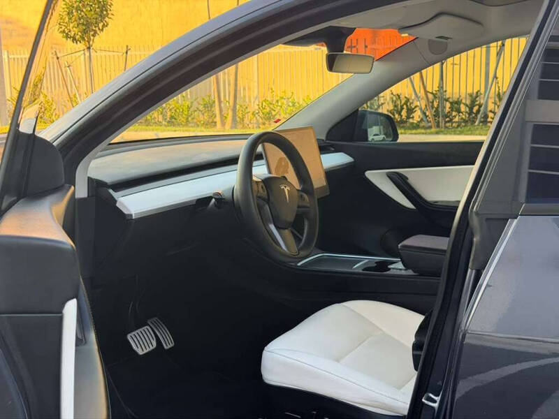 2021 Tesla Model Y Performance