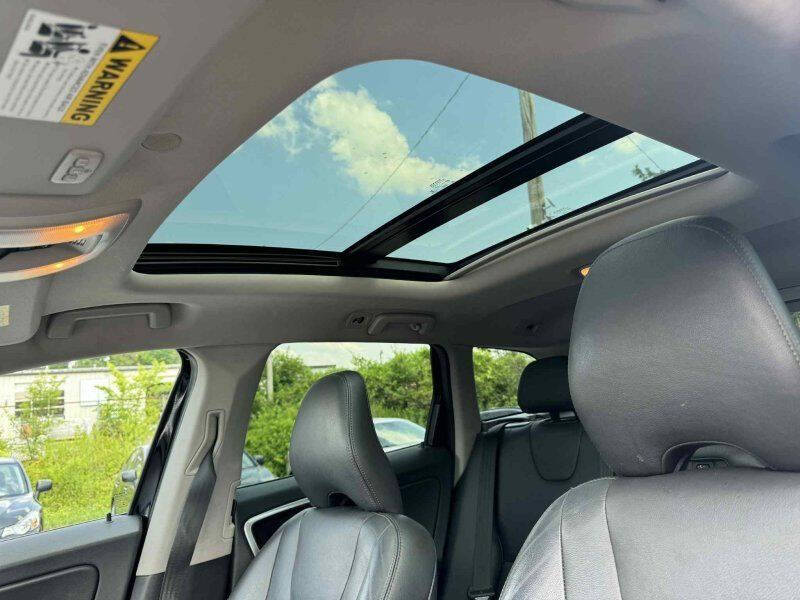 2016 Volvo XC60 T5 Premier