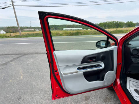 2013 Toyota Prius c Four