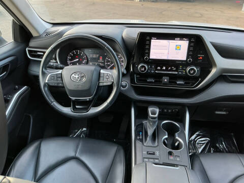 2021 Toyota Highlander XLE