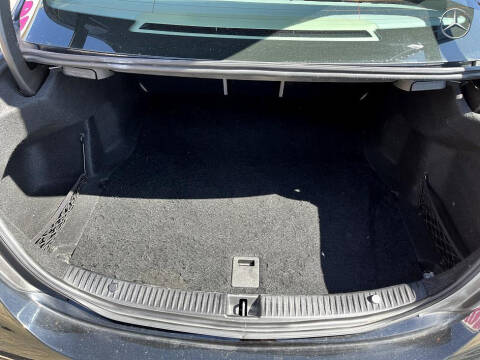 2016 Mercedes-Benz C-Class