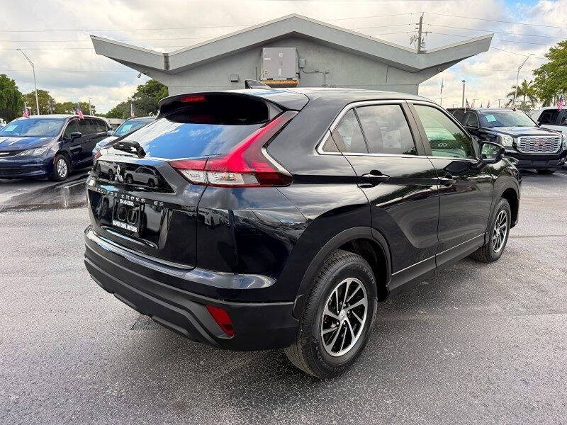 2022 Mitsubishi Eclipse Cross ES