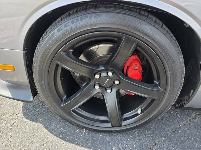 2011 Dodge Challenger SRT8 392