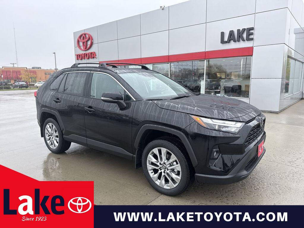 2025-toyota-rav4-xle-premium-awd-4dr-suv.jpg