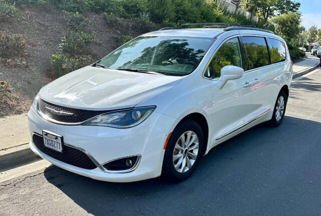 2017 Chrysler Pacifica for sale at GREEN AUTOMOTIVE, LLC in Costa Mesa, CA