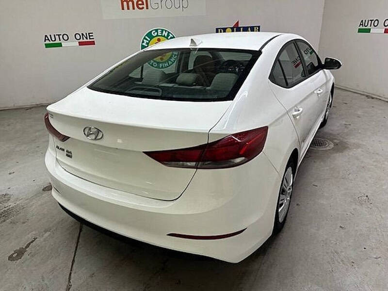 2017 Hyundai Elantra
