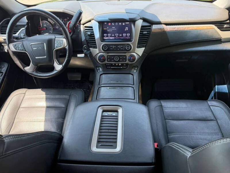 2016 GMC Yukon Denali