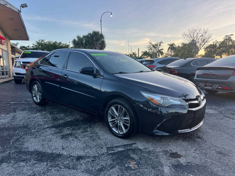 2017 Toyota Camry SE