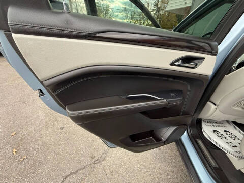 2013 Cadillac SRX Performance Collection