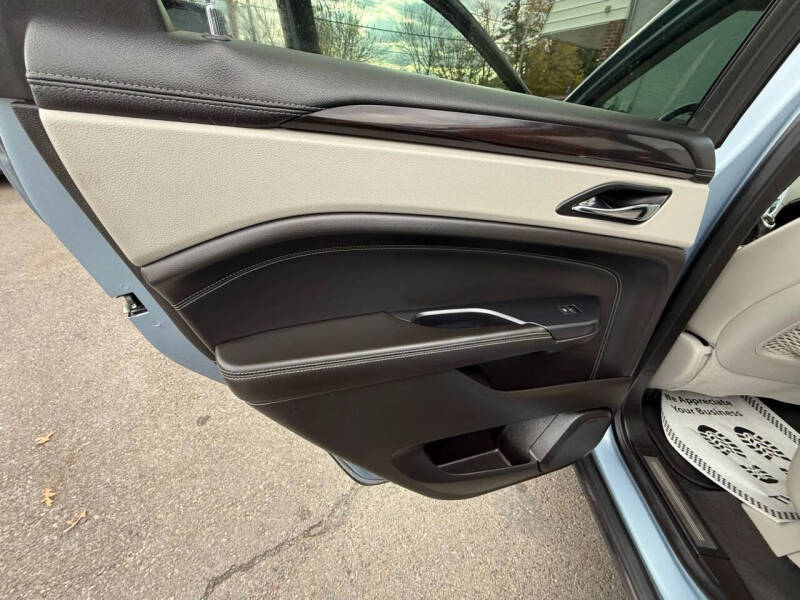 2013 Cadillac SRX Performance Collection