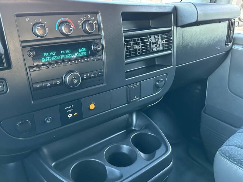 2019 Chevrolet Express 2500