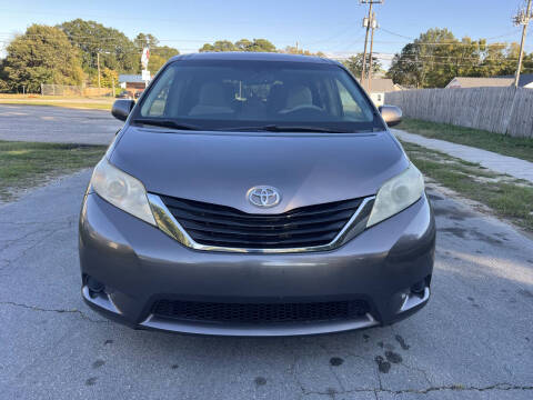 2011 Toyota Sienna for sale at Ideal Auto Sales in Dunn NC