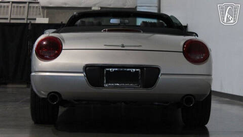 2004 Ford Thunderbird Deluxe