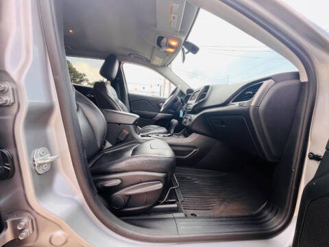 2019 Jeep Cherokee Latitude