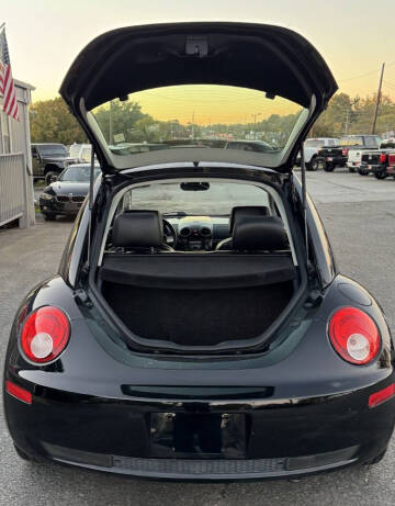 2009 Volkswagen New Beetle Base PZEV