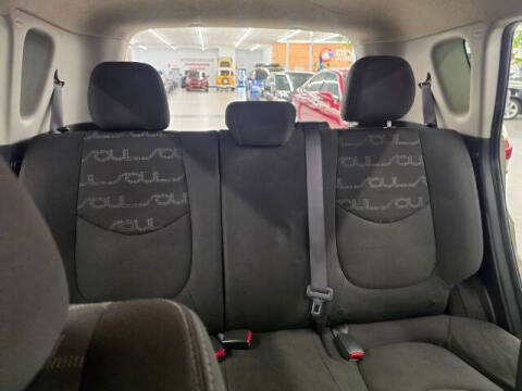2012 Kia Soul +