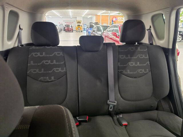2012 Kia Soul +