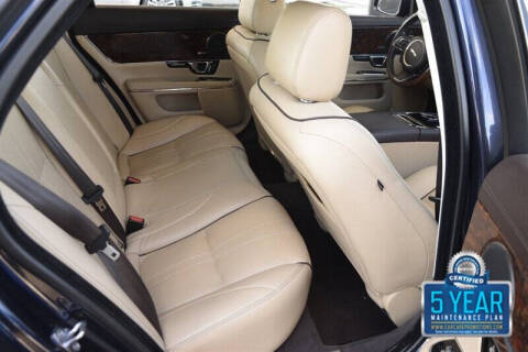 2016 Jaguar XJ R-Sport