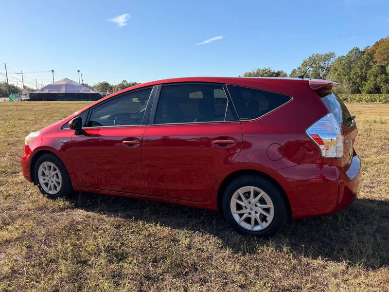 2013 Toyota Prius v Three