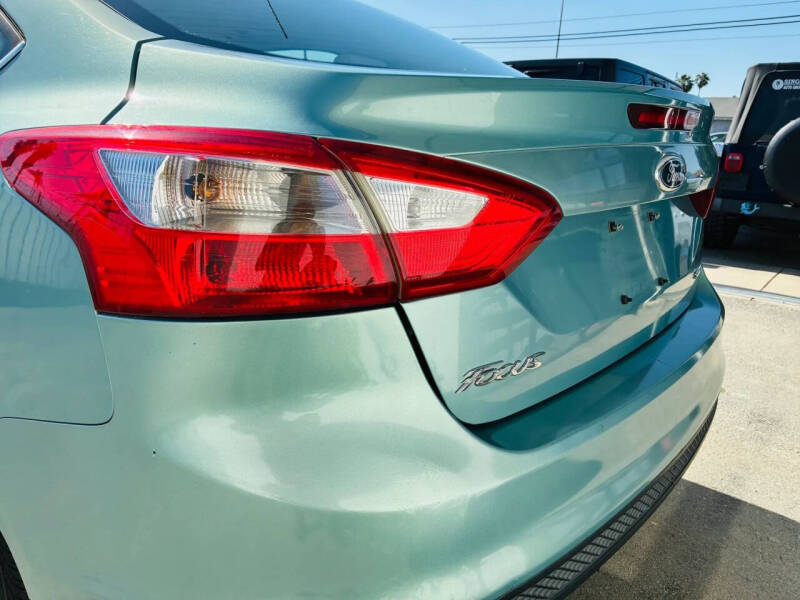 2012 Ford Focus SEL