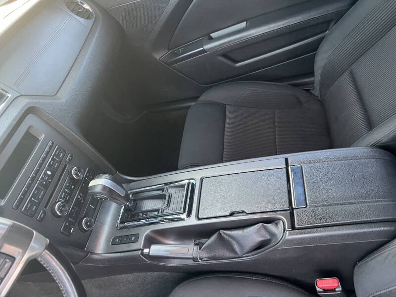 2014 Ford Mustang V6