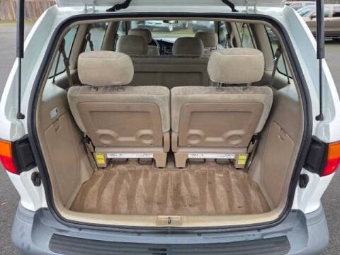 1998 Toyota Sienna CE