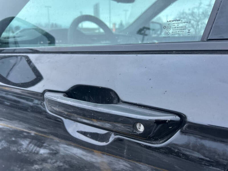 2024 Jeep Grand Cherokee L Laredo