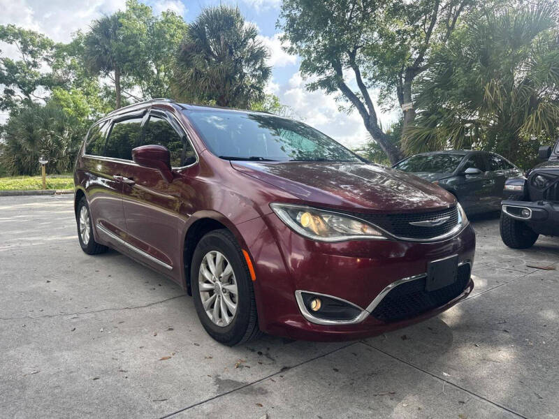 2019 Chrysler Pacifica Touring L