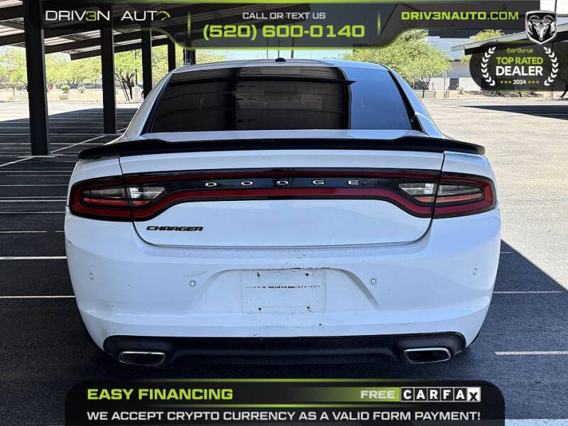 2017 Dodge Charger SE