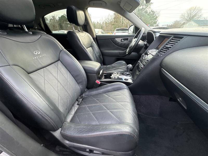 2011 Infiniti FX35