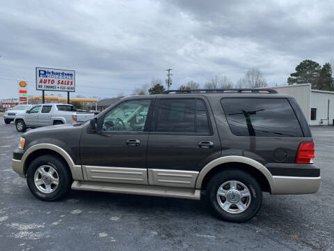 2005 Ford Expedition for sale at RICHARDSON WHOLESALE in Fayetteville TN