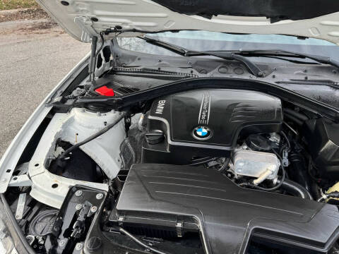 2015 BMW 3 Series 320i