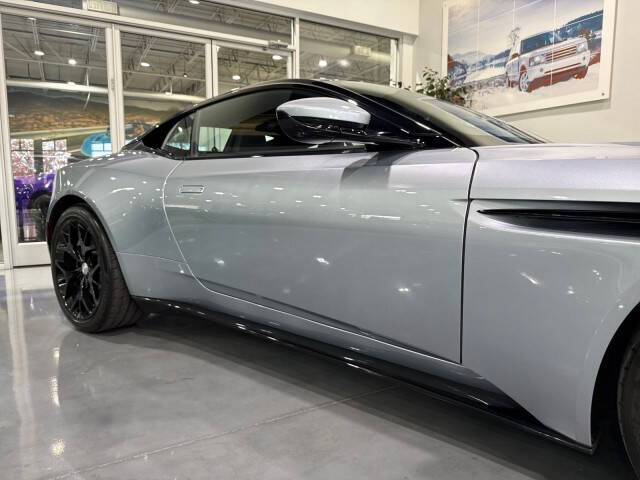 2019 Aston Martin DB11 V8