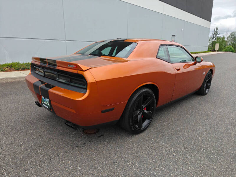 2011 Dodge Challenger SRT8 392