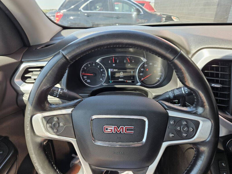 2019 GMC Acadia SLT-1