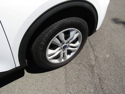 2022 Ford Escape S