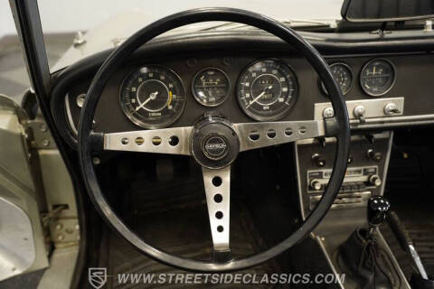 1967 Datsun 2000