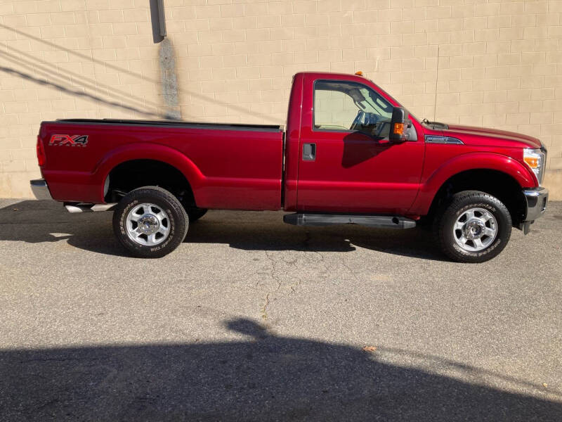 2015 Ford F-350 Super Duty XLT photo 8